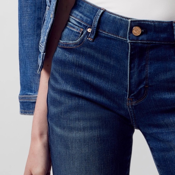 WHBM mid-rise everyday soft slim jeans - Picture 2 of 7